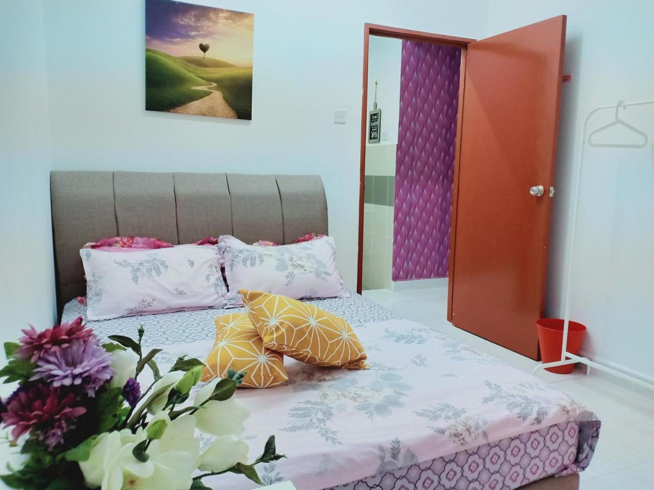 Casa Inderaloka Pantai Batu Buruk Apartman Kuala Terengganu Kültér fotó