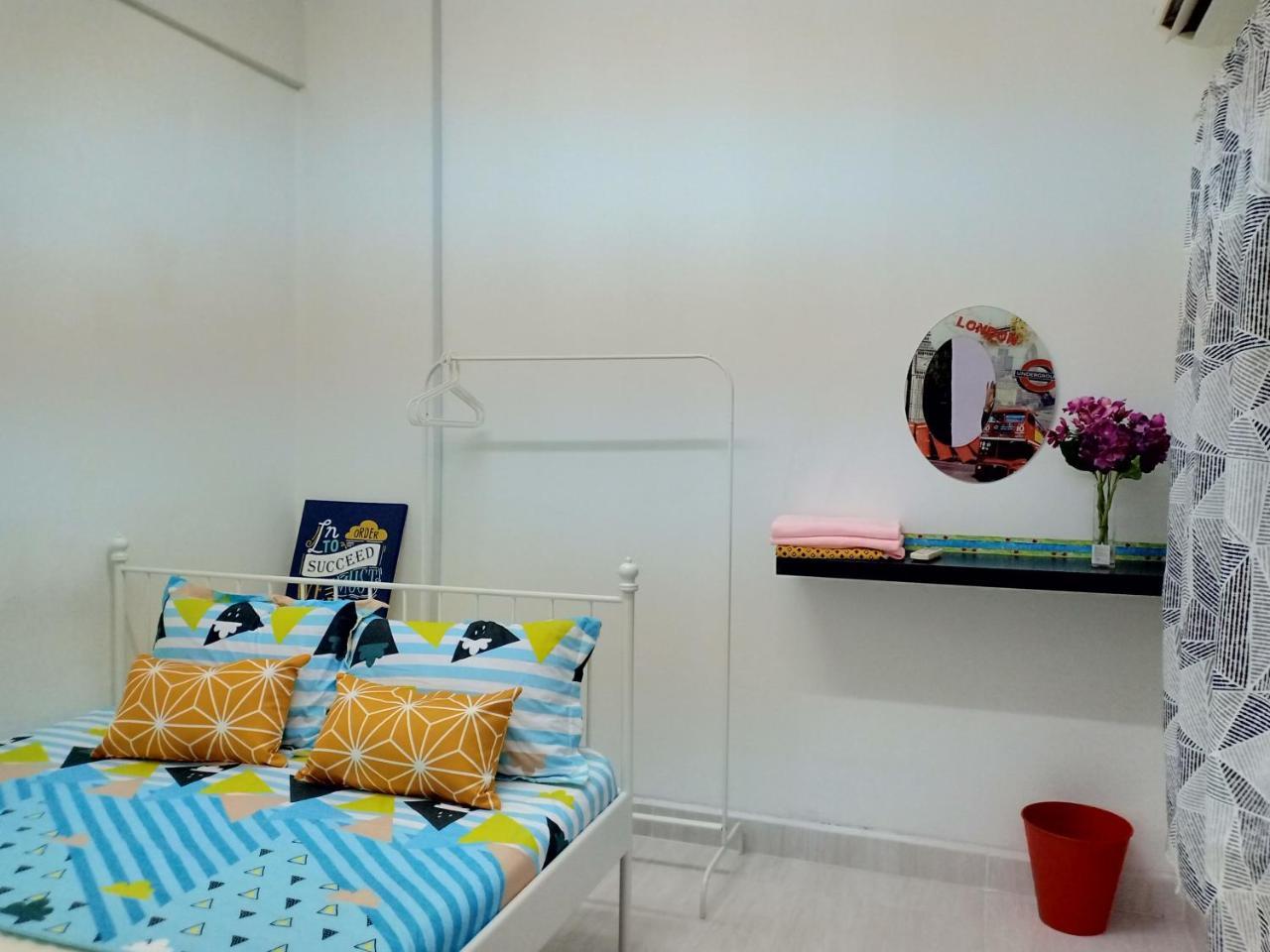Casa Inderaloka Pantai Batu Buruk Apartman Kuala Terengganu Kültér fotó